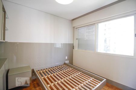 Apartamento à venda com 220m², 3 quartos e 1 vaga Apartamento à venda com 220m², 3 quartos e 1 vagaQuarto 2 Suíte