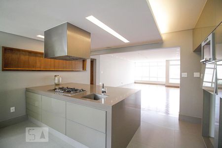 Apartamento à venda com 220m², 3 quartos e 1 vaga Apartamento à venda com 220m², 3 quartos e 1 vagaCozinha