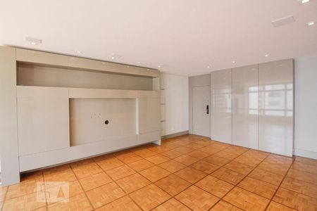 Apartamento à venda com 220m², 3 quartos e 1 vaga Apartamento à venda com 220m², 3 quartos e 1 vagaSala