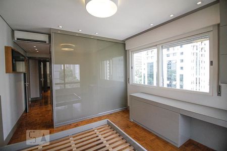 Apartamento à venda com 220m², 3 quartos e 1 vaga Apartamento à venda com 220m², 3 quartos e 1 vagaQuarto 3 Suíte