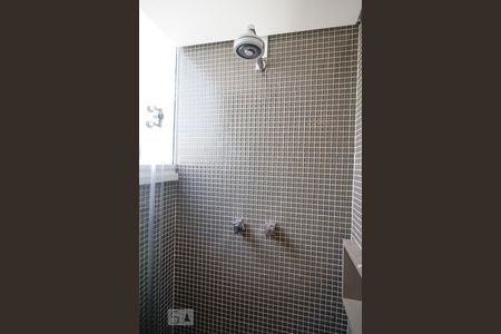 Apartamento à venda com 220m², 3 quartos e 1 vaga Apartamento à venda com 220m², 3 quartos e 1 vagaBanheiro da Suíte 2