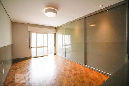 Apartamento à venda com 220m², 3 quartos e 1 vaga Apartamento à venda com 220m², 3 quartos e 1 vagaQuarto 1