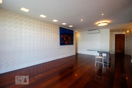 Sala de apartamento à venda com 3 quartos, 250m² em Recreio dos Bandeirantes, Rio de Janeiro