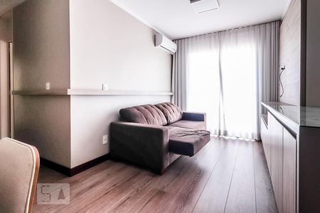 Sala de apartamento para alugar com 3 quartos, 79m² em Tristeza, Porto Alegre