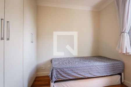 Quarto  de apartamento para alugar com 2 quartos, 57m² em Parque Reboucas, São Paulo