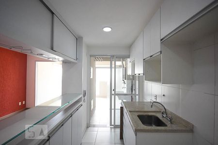 Apartamento para alugar com 75m², 2 quartos e 2 vagasCozinha
