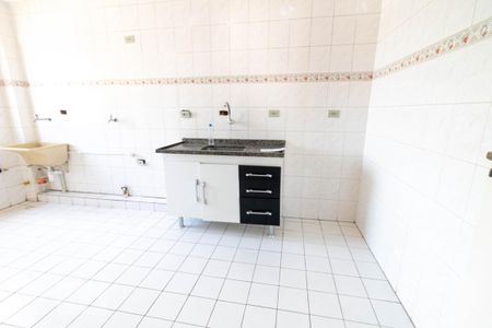 Cozinha de apartamento para alugar com 2 quartos, 58m² em Vila Eldízia, Santo André