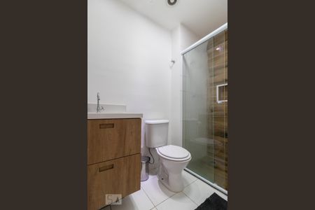 Apartamento para alugar com 58m², 2 quartos e 1 vaga Apartamento para alugar com 58m², 2 quartos e 1 vagaBanheiro da Suíte
