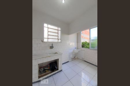 Apartamento para alugar com 53m², 2 quartos e sem vagaCozinha e Área de Serviço