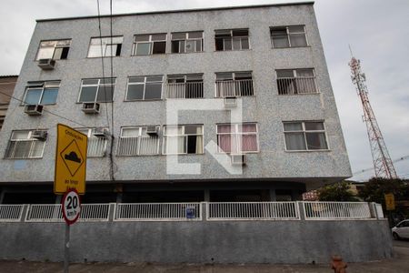 Apartamento para alugar com 60m², 2 quartos e sem vaga Apartamento para alugar com 60m², 2 quartos e sem vagaPlaca