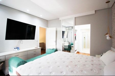 Suíte  de casa à venda com 5 quartos, 280m² em Jardim Novo Mundo, São Paulo