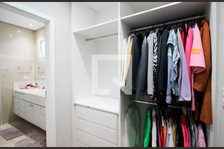Closet da suíte de casa à venda com 5 quartos, 280m² em Jardim Novo Mundo, São Paulo