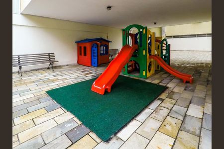 Apartamento à venda com 48m², 2 quartos e 1 vagaÁrea Comum - Playground