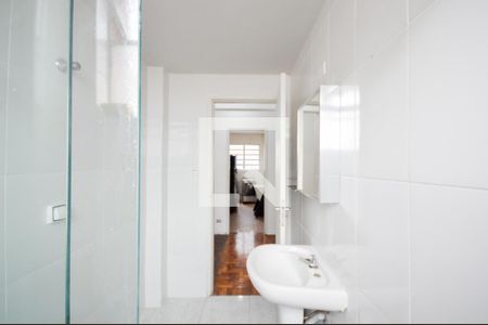 Banheiro de apartamento para alugar com 1 quarto, 58m² em Bela Vista, São Paulo