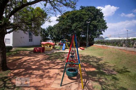 Apartamento à venda com 60m², 2 quartos e 1 vagaplayground