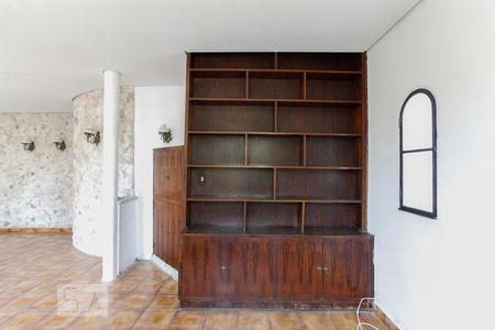 Sala de casa à venda com 3 quartos, 300m² em Planalto Paulista, São Paulo