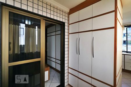 Apartamento à venda com 150m², 3 quartos e 2 vagasVaranda