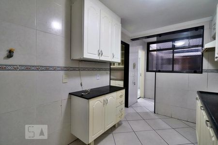 Apartamento à venda com 150m², 3 quartos e 2 vagasCozinha