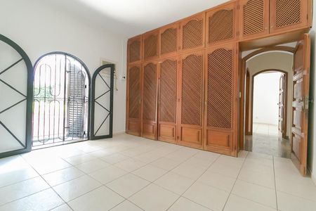Casa à venda com 570m², 4 quartos e 5 vagasQuarto 02