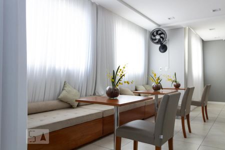 Apartamento para alugar com 51m², 2 quartos e 1 vaga Apartamento para alugar com 51m², 2 quartos e 1 vagaSalão de Festas
