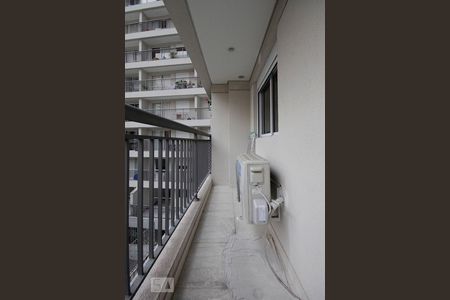 Studio à venda com 37m², 1 quarto e 1 vagaVaranda