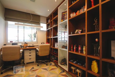 Apartamento à venda com 115m², 3 quartos e 2 vagasQuarto