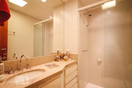 Apartamento à venda com 115m², 3 quartos e 2 vagasBanheiro 3