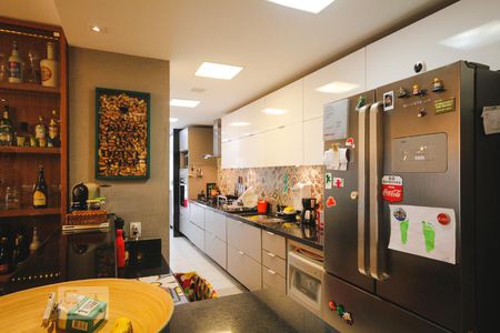 Apartamento à venda com 115m², 3 quartos e 2 vagasCozinha