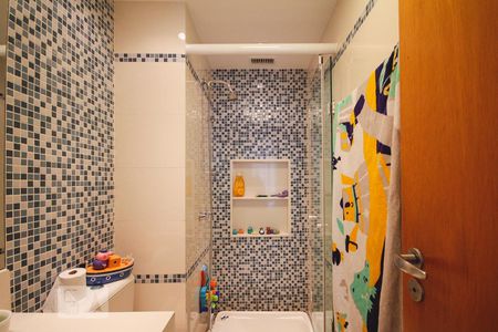 Apartamento à venda com 115m², 3 quartos e 2 vagasBanheiro da Suíte 2