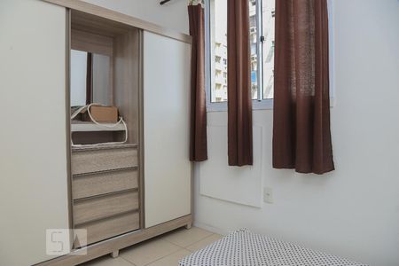 Quarto 1 de apartamento para alugar com 2 quartos, 62m² em São Cristóvão, Rio de Janeiro