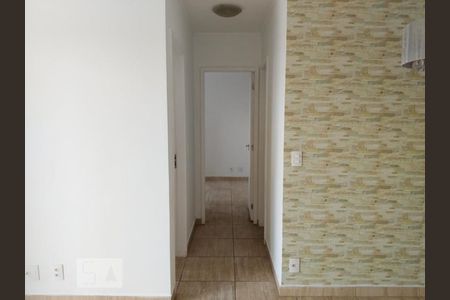 Corredor de apartamento à venda com 2 quartos, 50m² em Vila Antonieta, São Paulo