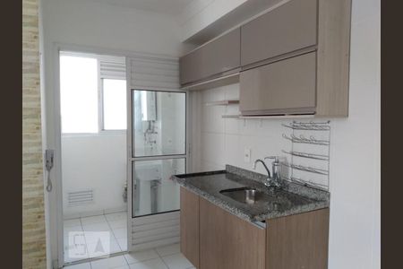 Cozinha de apartamento à venda com 2 quartos, 50m² em Vila Antonieta, São Paulo