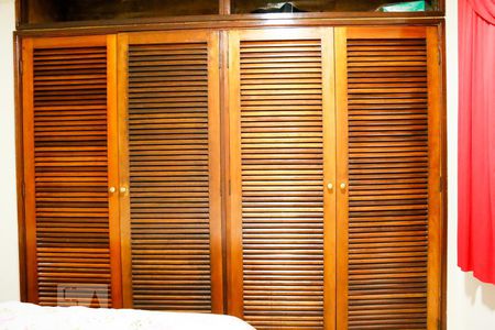 Quarto 1 de casa para alugar com 2 quartos, 98m² em Jardim Marcel, São Paulo