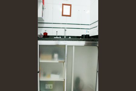 Casa para alugar com 98m², 2 quartos e 1 vagaBanheiro