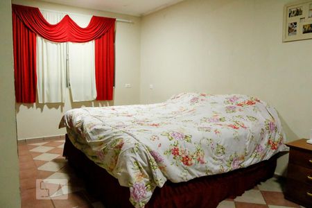 Quarto 1 de casa para alugar com 2 quartos, 98m² em Jardim Marcel, São Paulo