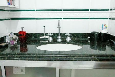 Casa para alugar com 98m², 2 quartos e 1 vagaBanheiro
