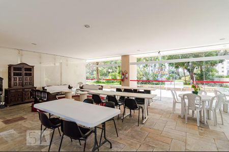 Apartamento à venda com 100m², 3 quartos e 1 vagaÁrea comum - Salão de festas