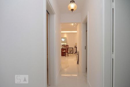Apartamento à venda com 100m², 3 quartos e 1 vagaCorredor
