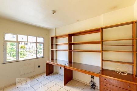 Quarto 2 de apartamento à venda com 2 quartos, 60m² em Centro, Niterói