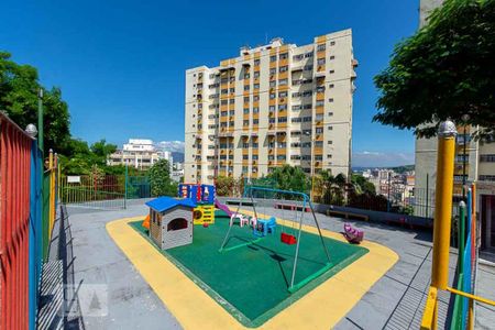 Apartamento à venda com 60m², 2 quartos e 1 vagaParquinho 