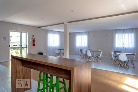Apartamento à venda com 42m², 2 quartos e sem vagaÁrea de Serviço - Salão de Festas