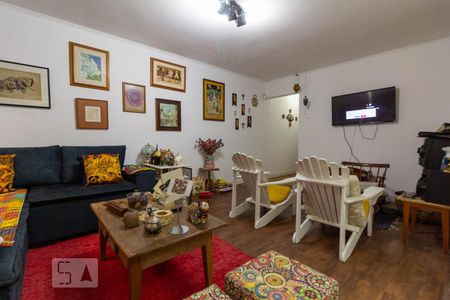 Sala de casa à venda com 3 quartos, 250m² em Butantã, São Paulo