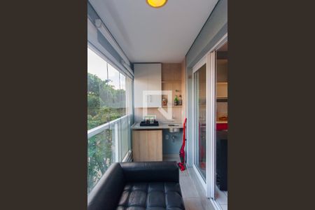 Apartamento à venda com 34m², 1 quarto e sem vaga Apartamento à venda com 34m², 1 quarto e sem vagaVaranda