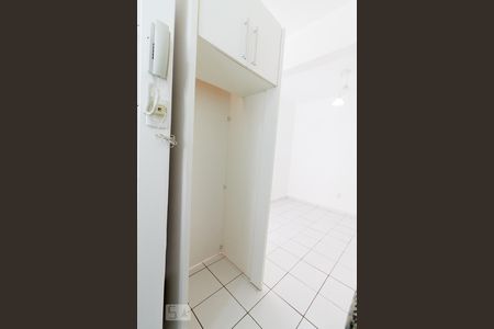 Studio para alugar com 27m², 1 quarto e sem vaga Studio para alugar com 27m², 1 quarto e sem vagaCozinha