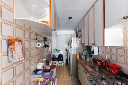 Apartamento à venda com 82m², 3 quartos e 2 vagasCozinha e Área de Serviço