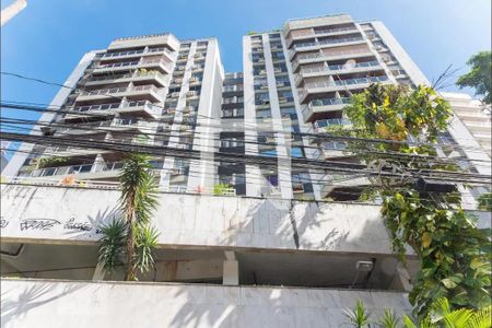 Apartamento à venda com 82m², 3 quartos e 2 vagasFachada