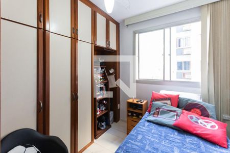 Apartamento à venda com 82m², 3 quartos e 2 vagasQuarto 2