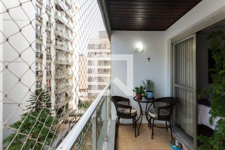 Apartamento à venda com 82m², 3 quartos e 2 vagasVaranda da Sala