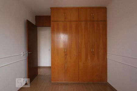 Apartamento para alugar com 69m², 3 quartos e 2 vagasQuarto 3
