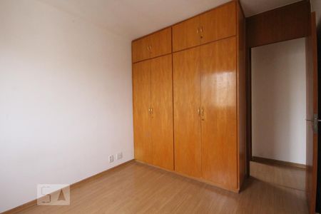 Apartamento para alugar com 69m², 3 quartos e 2 vagasQuarto 2